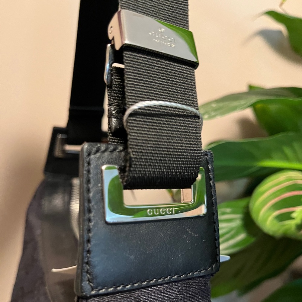 Authentic GG Black Handbag - Picture 4 of 8
